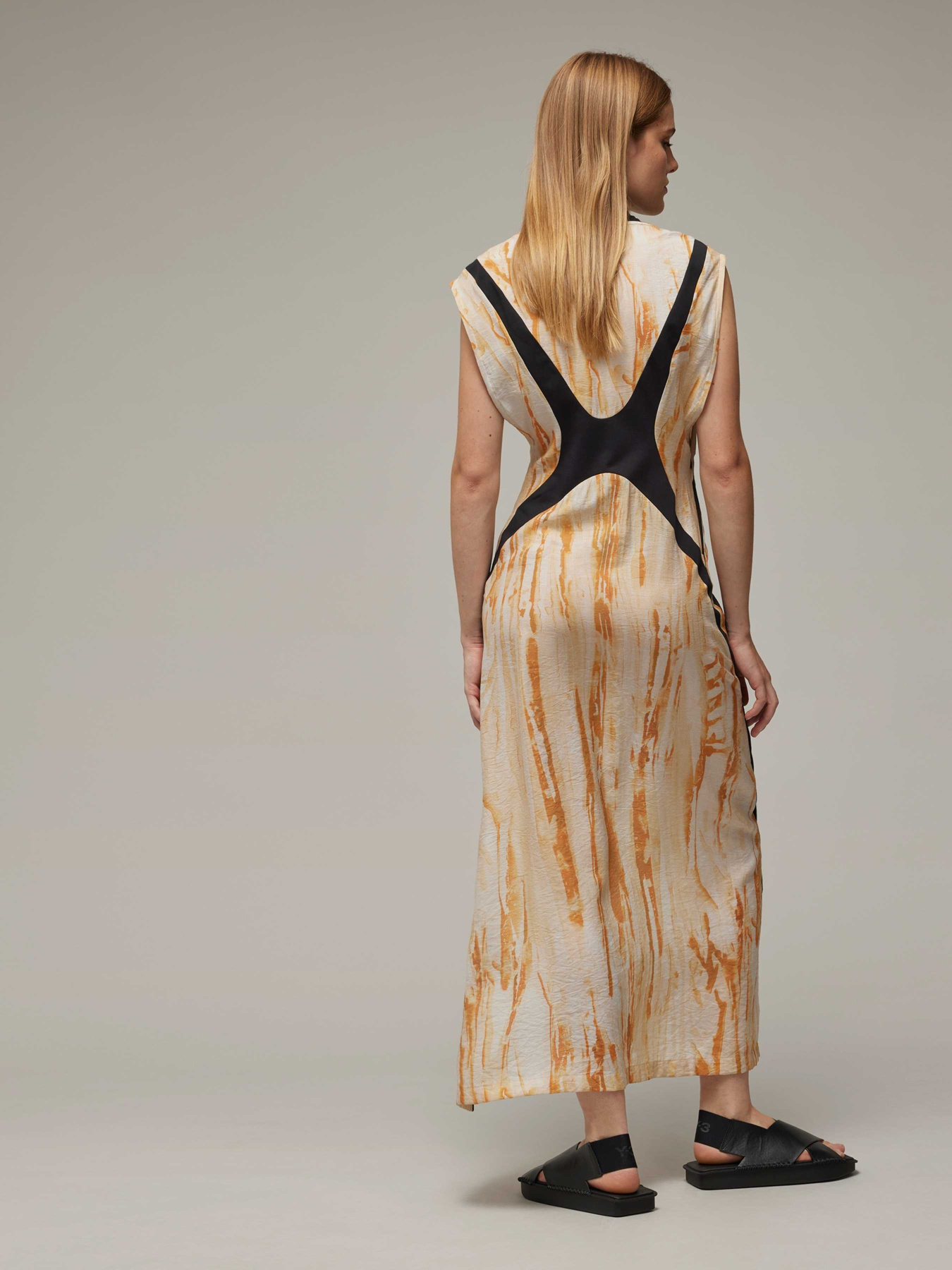 Платье макси Adidas модель IR6247 Фото