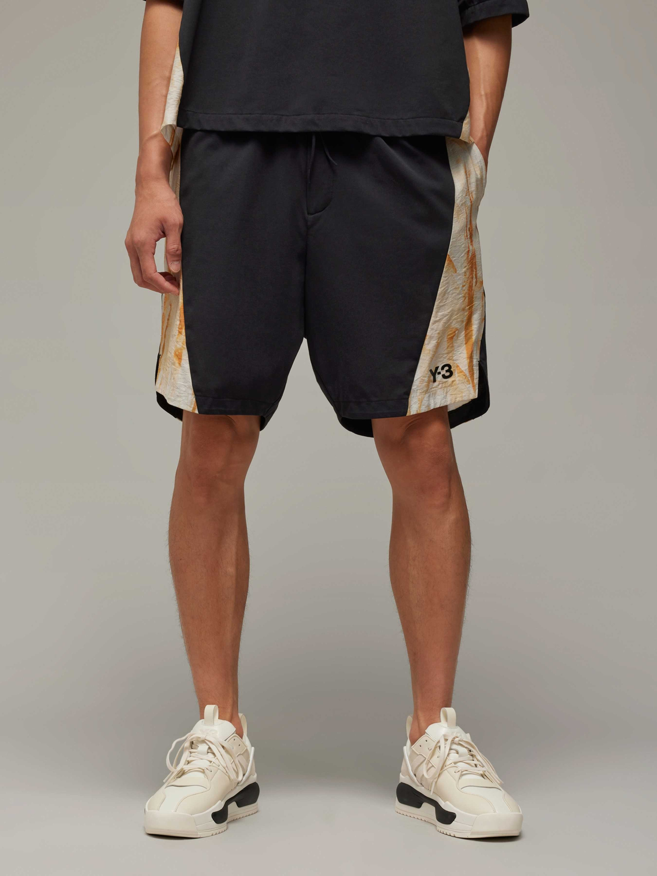 Шорти Adidas модель IR6254 Фото