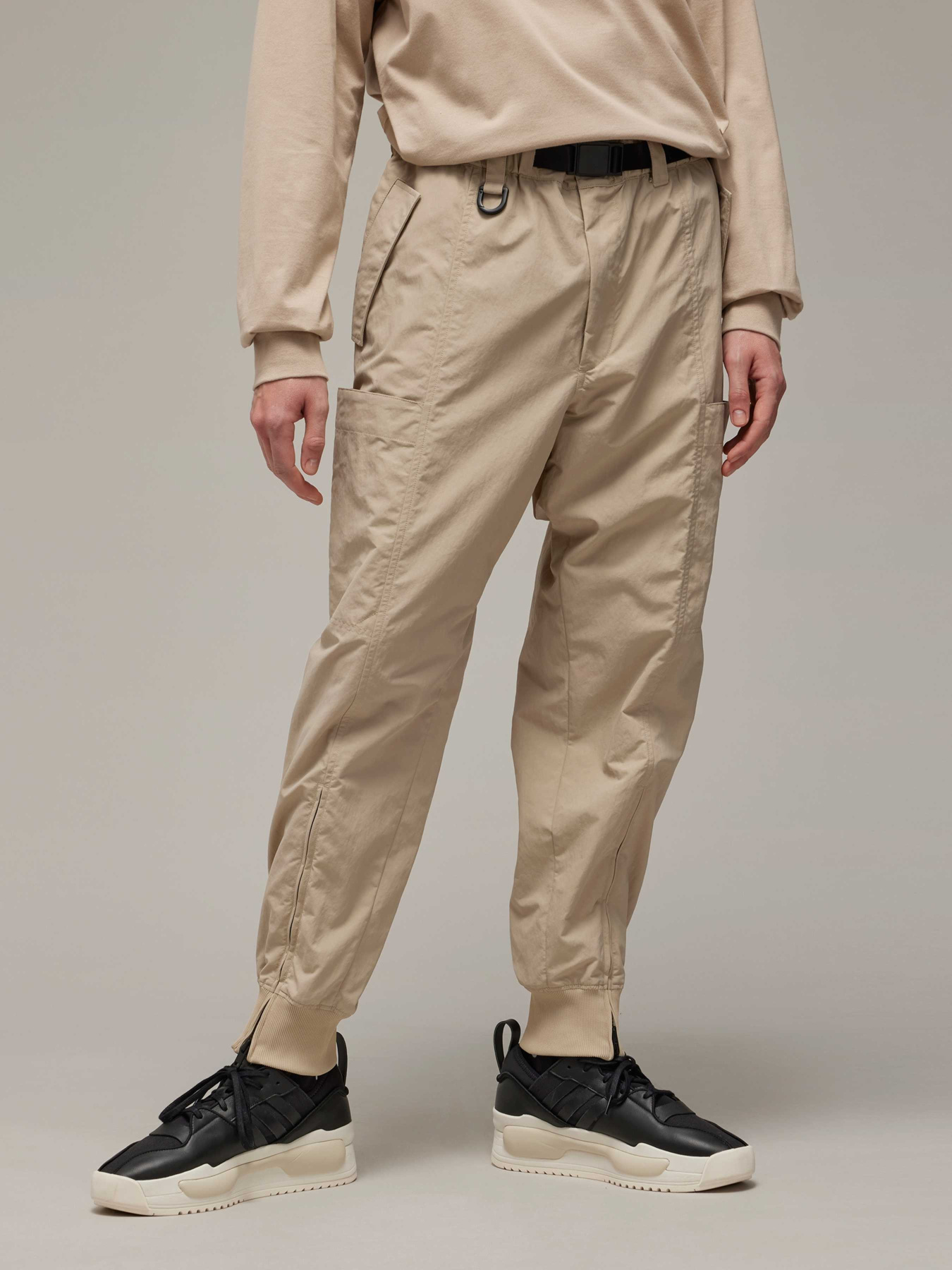 Карго Adidas модель IV8024 Фото