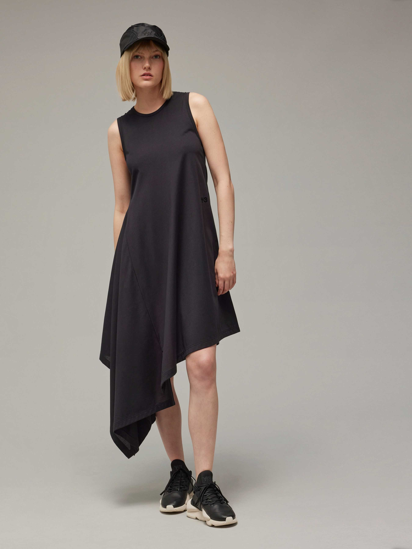 Платье миди Adidas модель IV8226 Фото