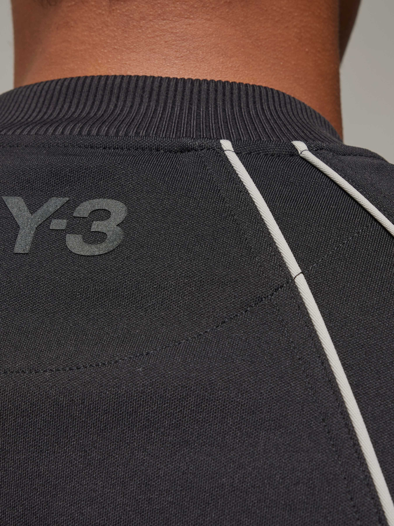 Кофта Adidas модель IV5614 Кофта Adidas модель IV5614 Фото