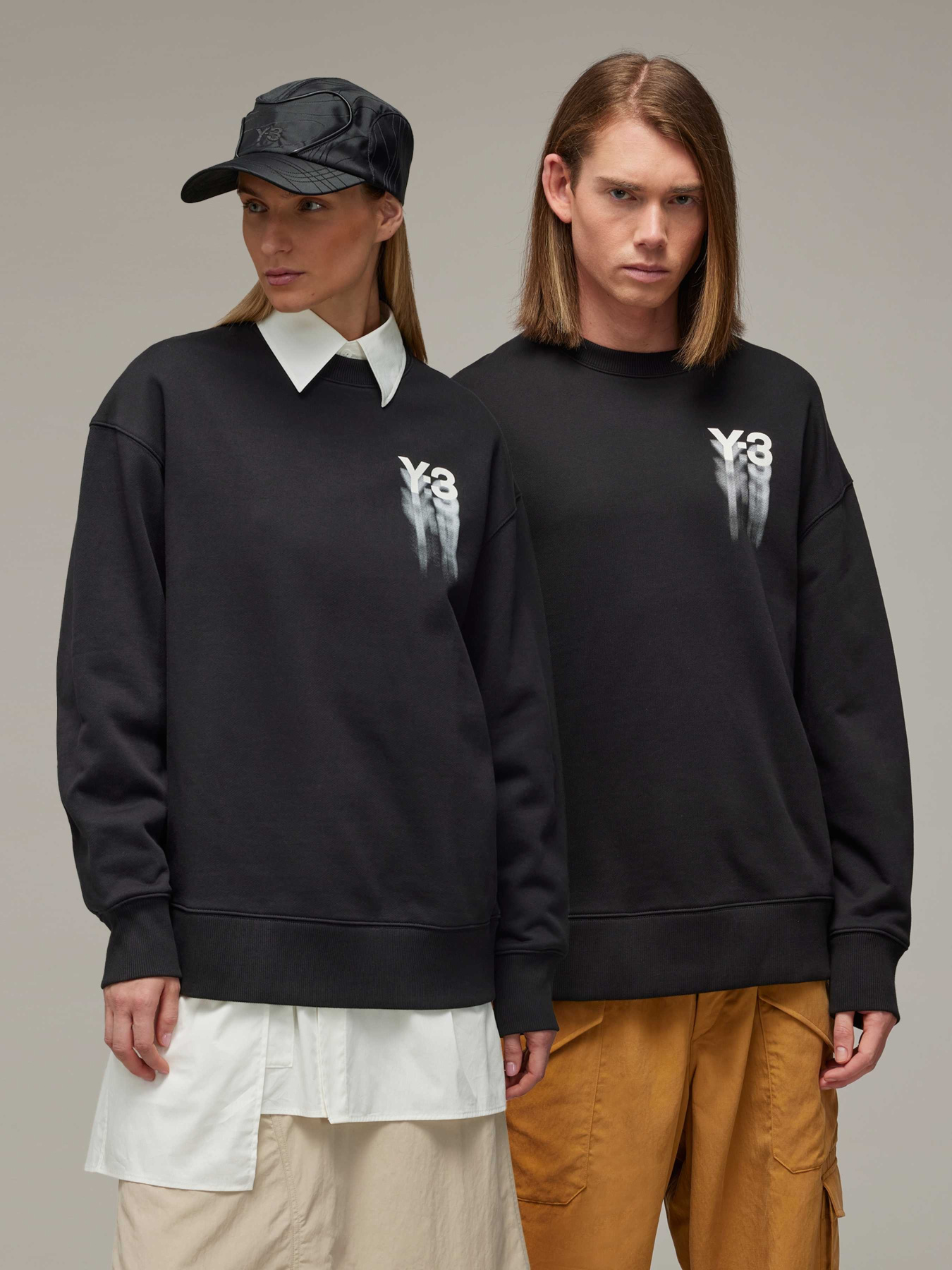 Свитшот Adidas модель IZ3171 Фото