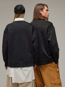 Свитшот Adidas модель IZ3171 Фото