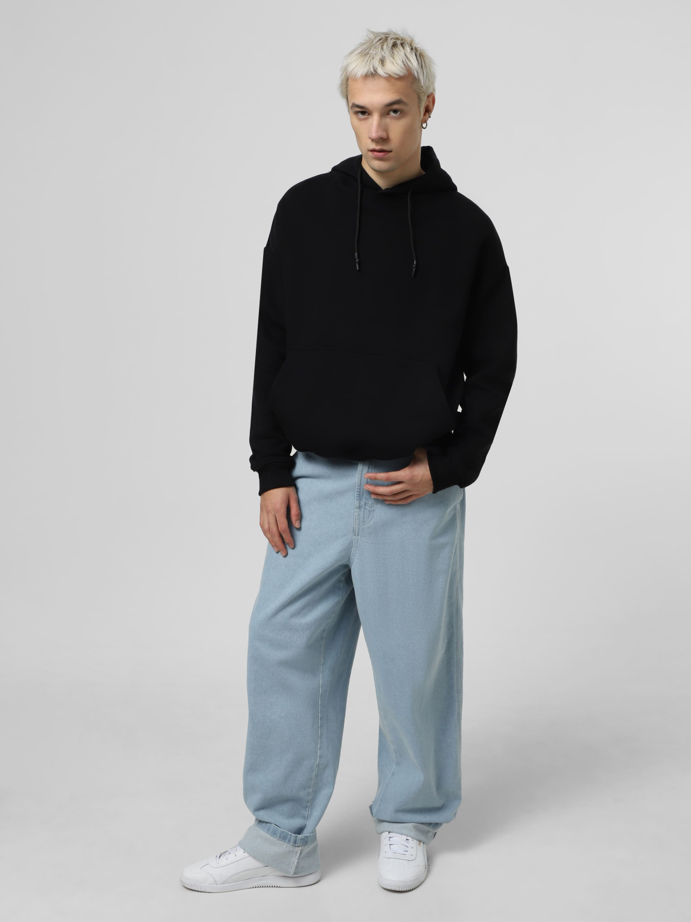 Худі Ейсік модель HoodieEysikBlack Фото