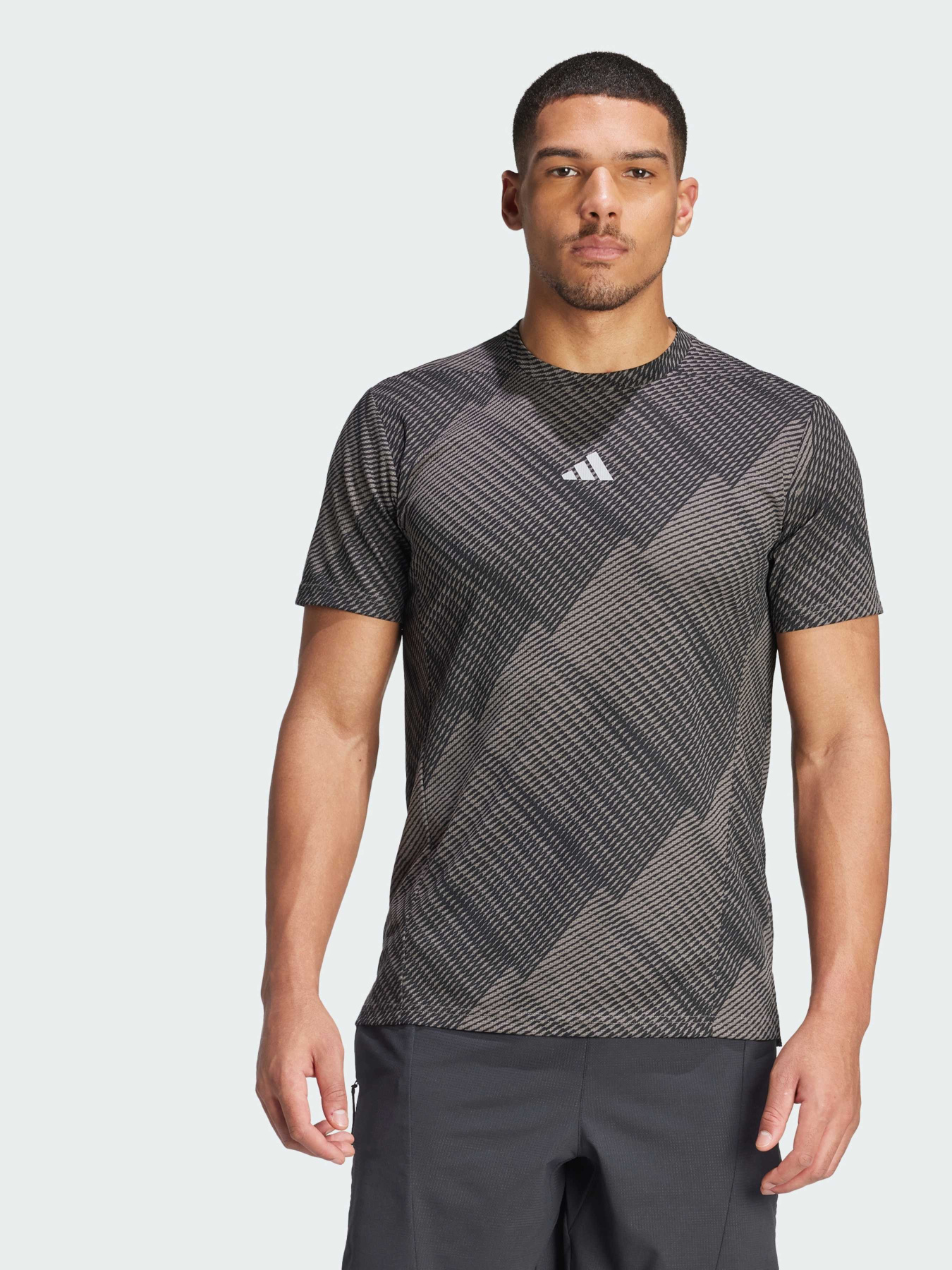 Спортивна футболка Adidas модель IL7136 Фото