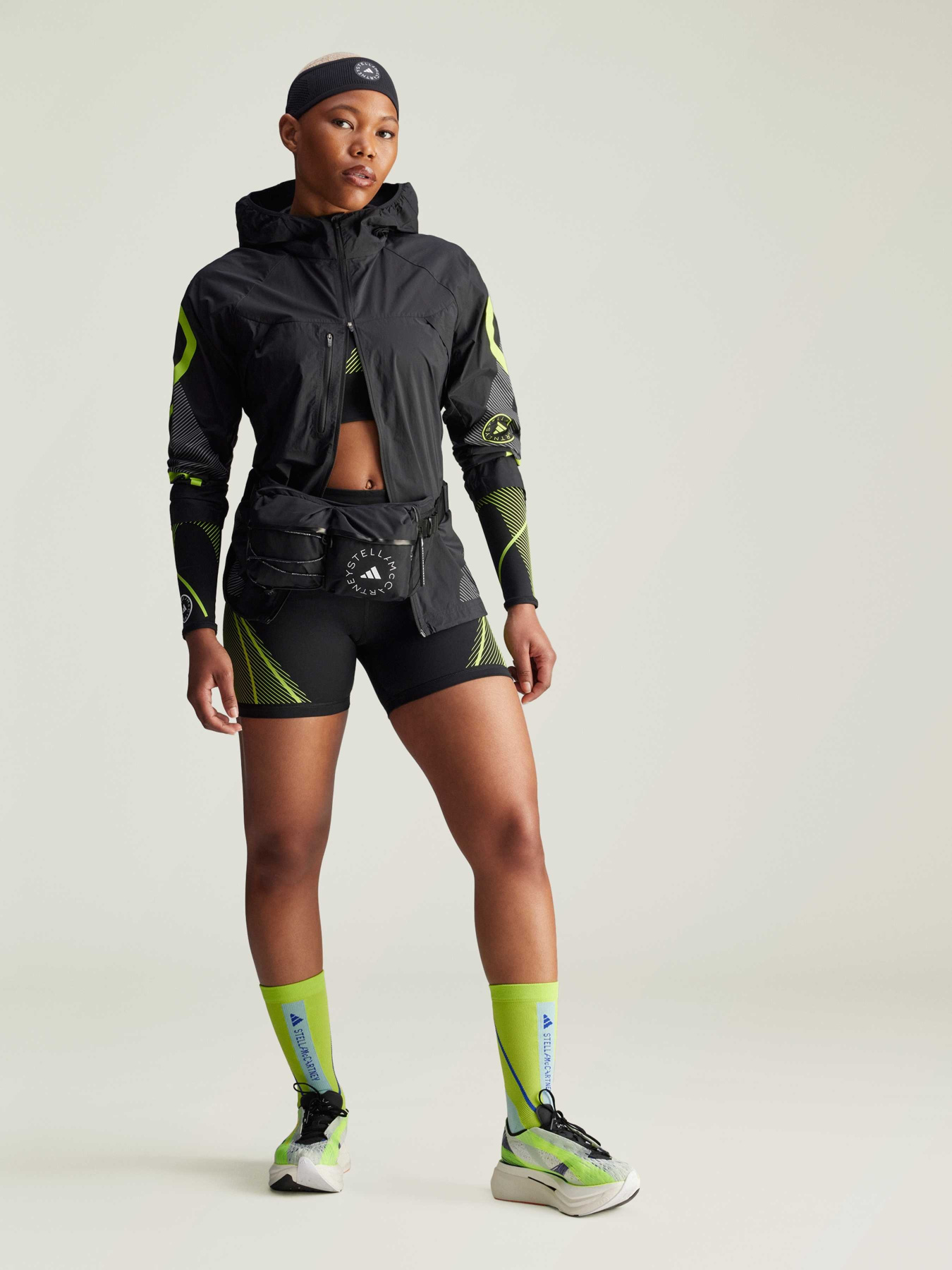 Вітровка Adidas модель IZ0162 Фото