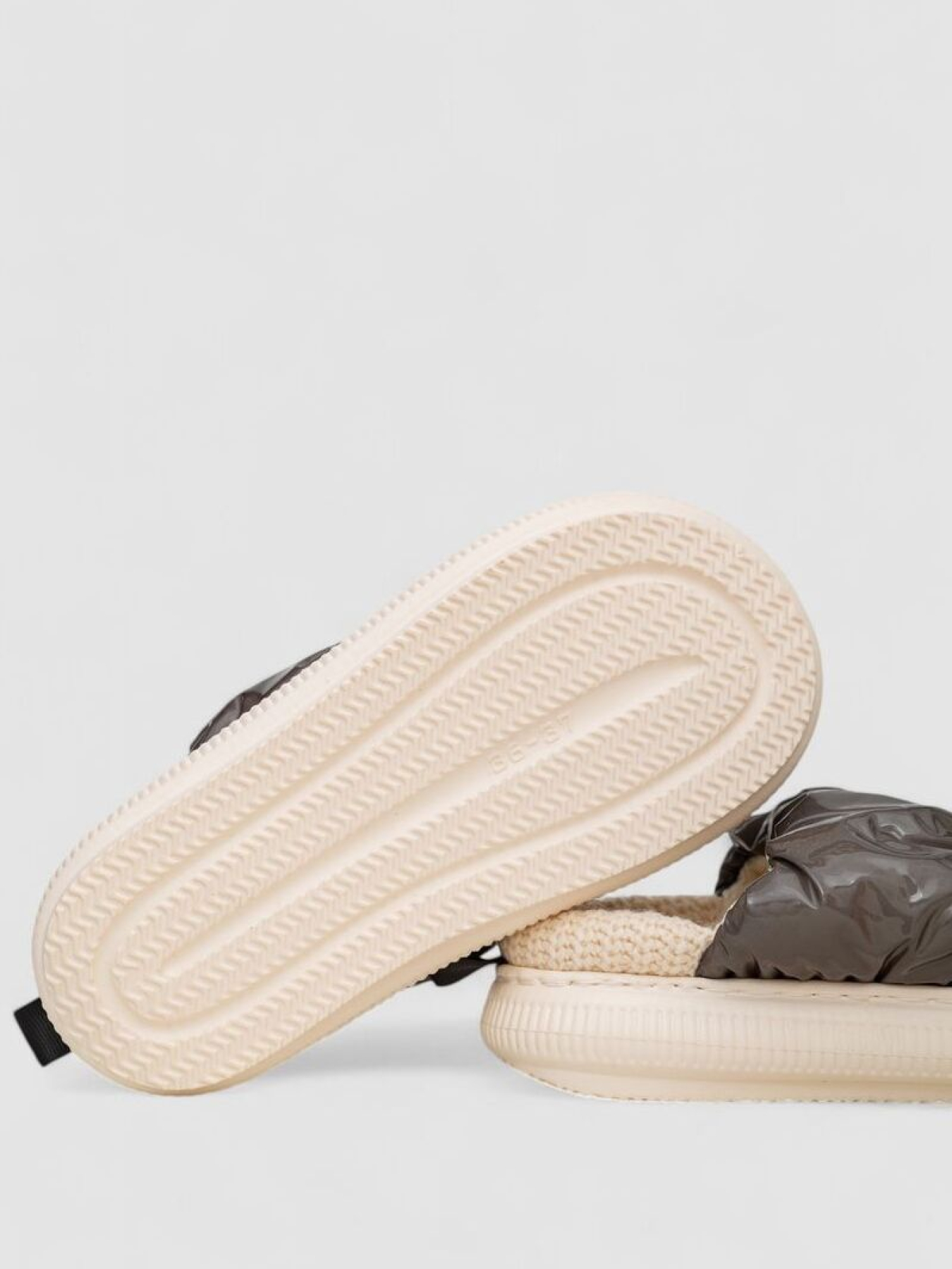 Тапки Ager модель У-1132757::000000072 Фото