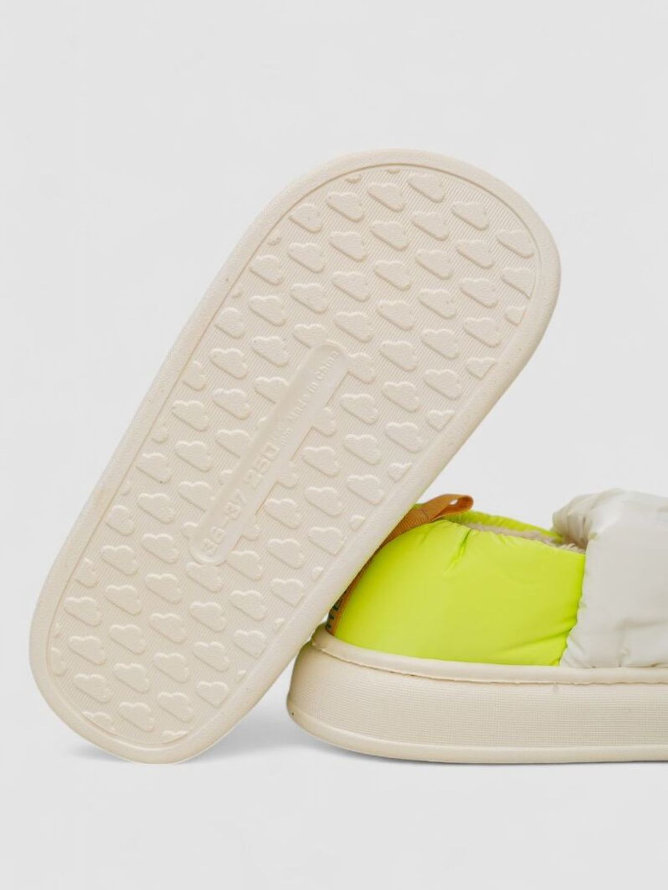 Тапки Ager модель У-1132746::У-0000427 Фото