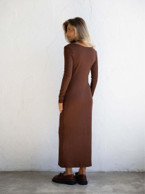 Платья FloveTouch Midi модель Suknia_midi_Br1 Фото