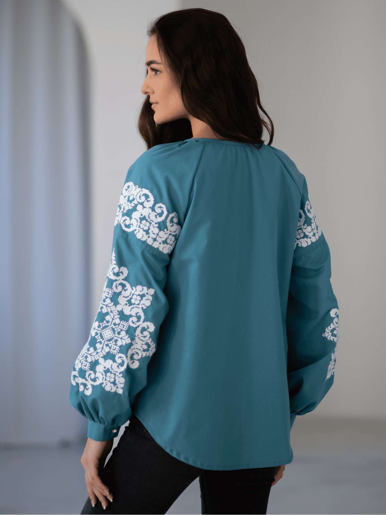 Вышитая рубашка Едельвіка модель 899-18-00aqua Фото