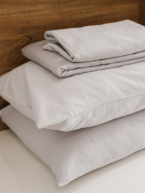 Простынь сатин светло-серая (1SS-LG-R) NaviHome модель 1SS-LG-R Фото