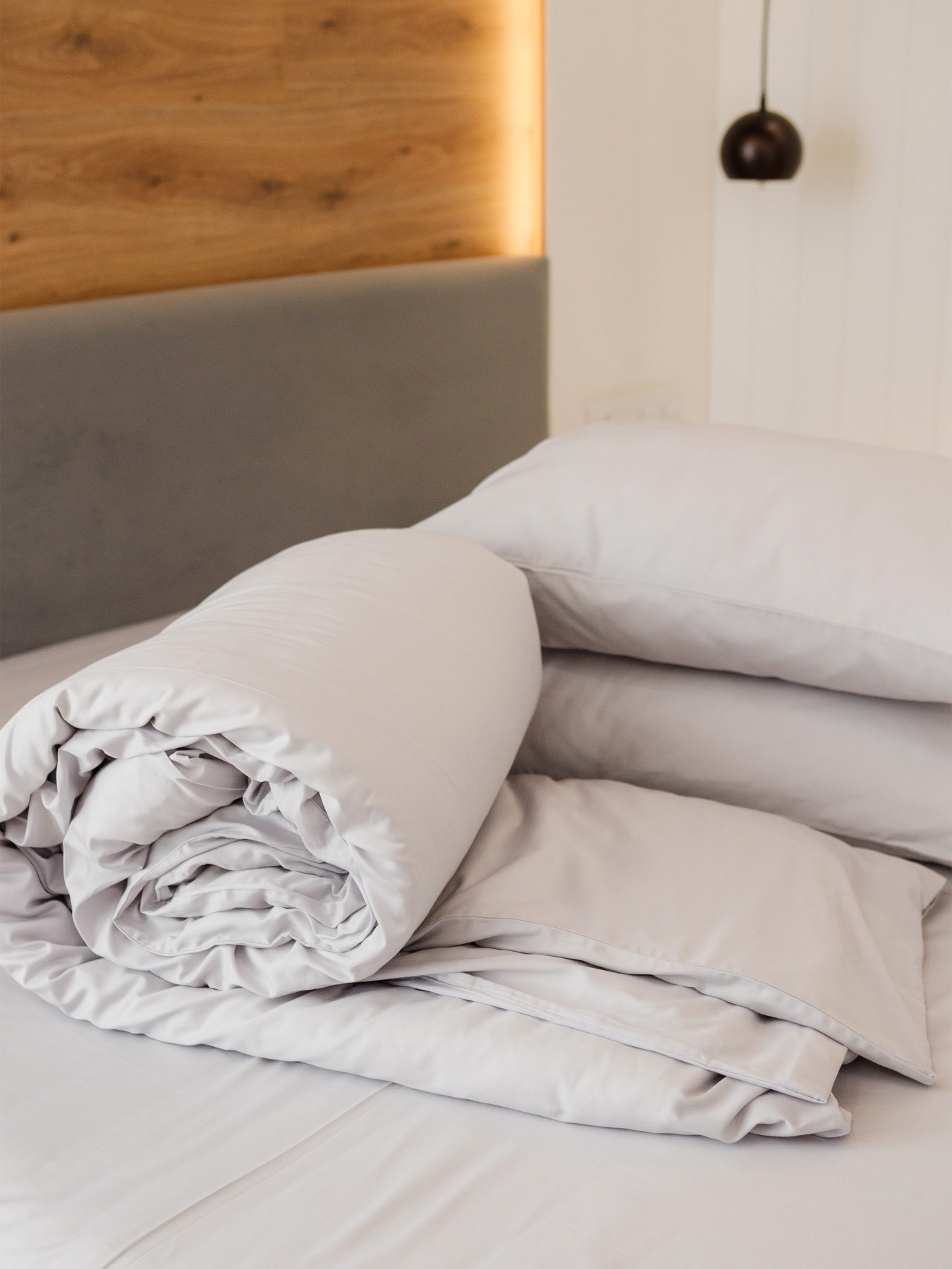 Простынь сатин светло-серая (1SS-LG-R) NaviHome модель 1SS-LG-R Простынь сатин светло-серая (1SS-LG-R) NaviHome модель 1SS-LG-R Фото