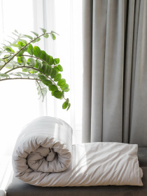 Простынь сатин светло-серая (1SS-LG-R) NaviHome модель 1SS-LG-R Простынь сатин светло-серая (1SS-LG-R) NaviHome модель 1SS-LG-R Фото