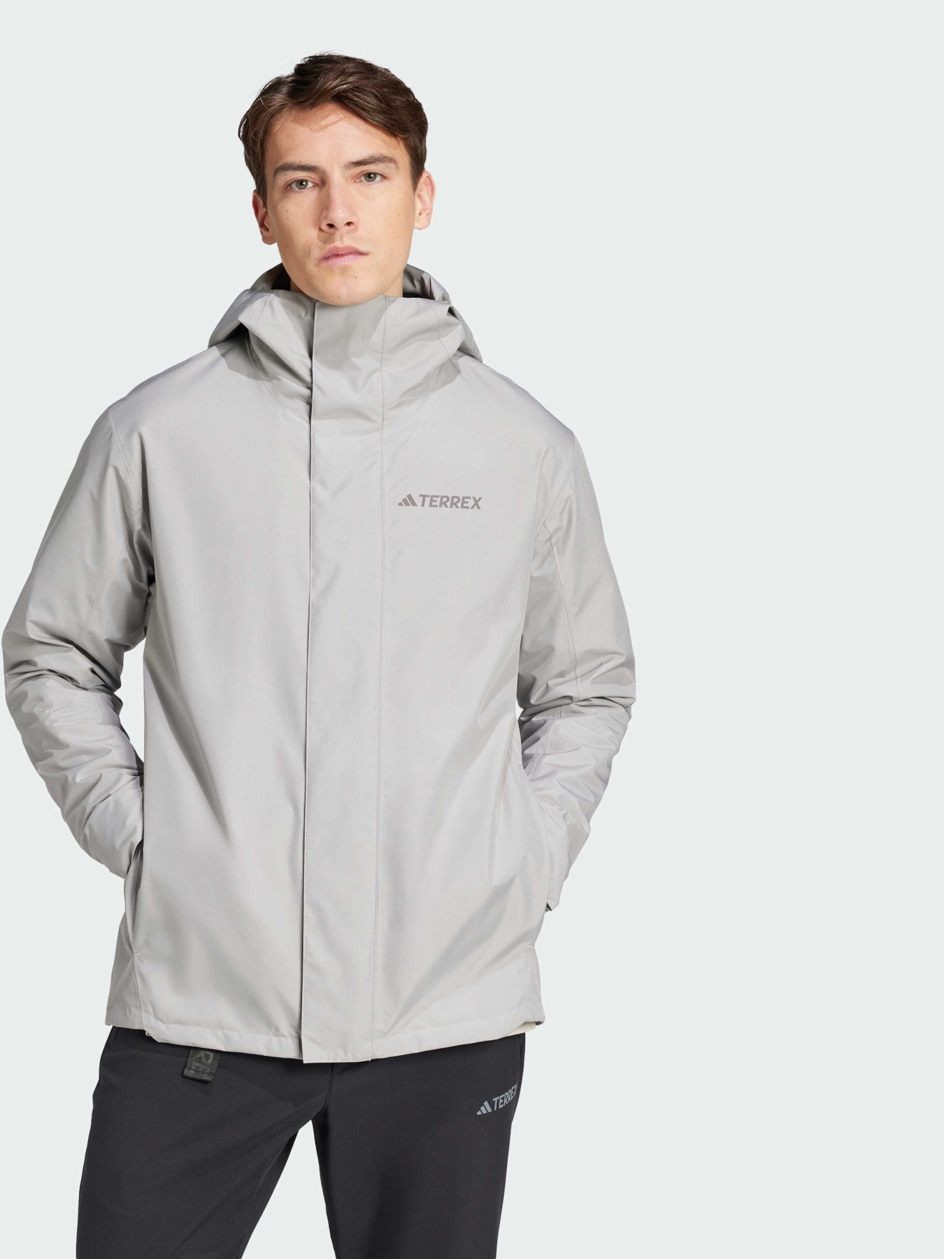 Демісезонна куртка Adidas модель IX5627 Фото