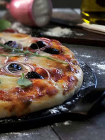 Противень для выпекания пиццы Emile Henry модель 797514 Фото