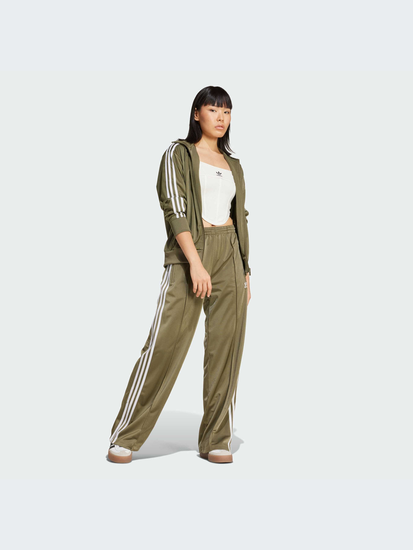 Худи и свитшоты Adidas модель IY4742-KZ Фото