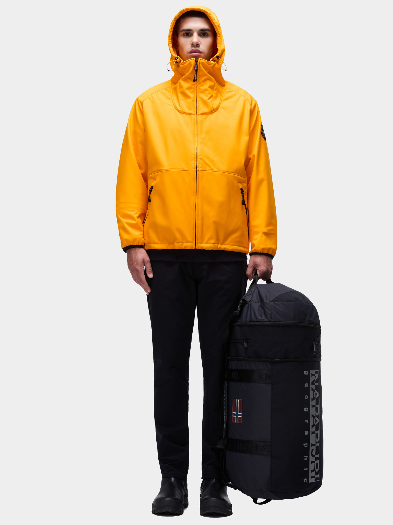 Куртки и дубленки Napapijri модель NP0A4I22_A67 Фото