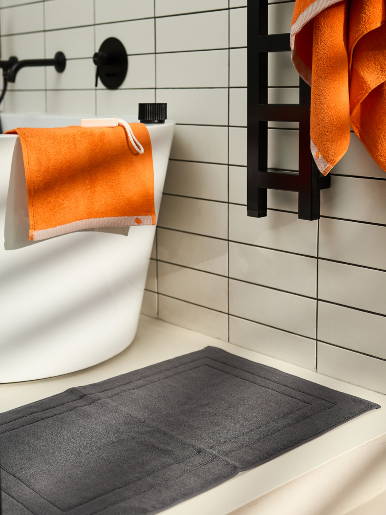 Коврик для ванной "Лагуна" хлопковый темно-серый MBM HOME модель BM-01 S DARK GRAY Фото