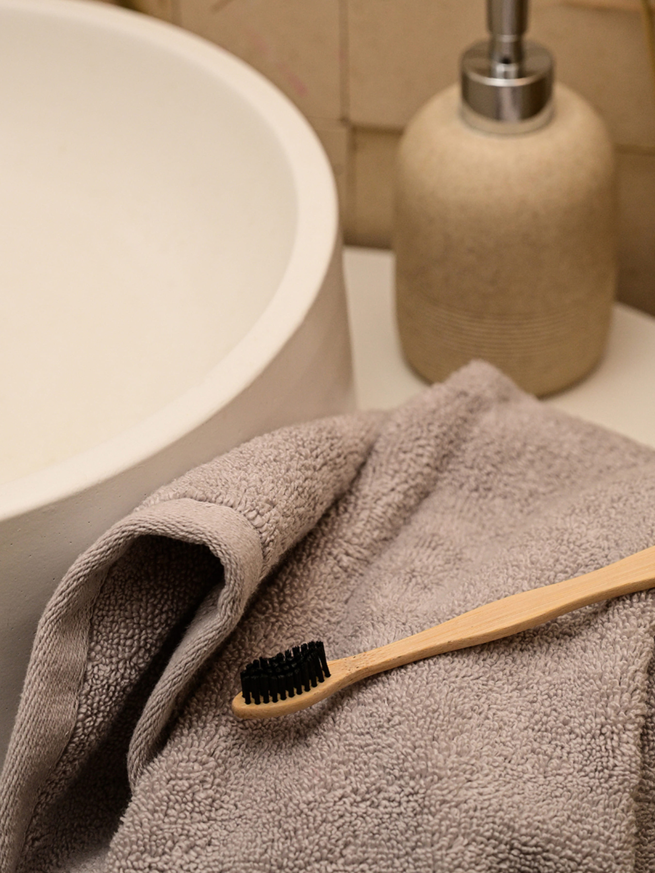 Полотенце из натурального хлопка "Бриз" серое MBM MY HOME модель BT-01/02/03/04 GRAY Фото