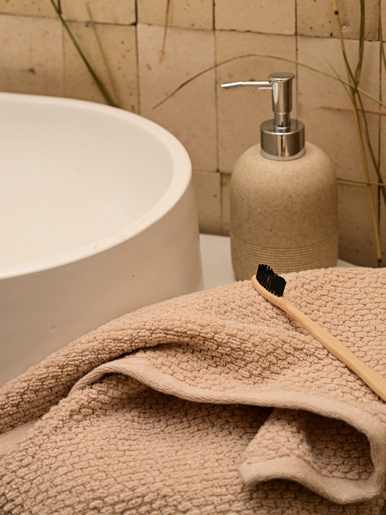 Полотенце из натурального хлопка "Залив" бежевое MBM MY HOME модель BT-05/06/07 BEIGE Фото