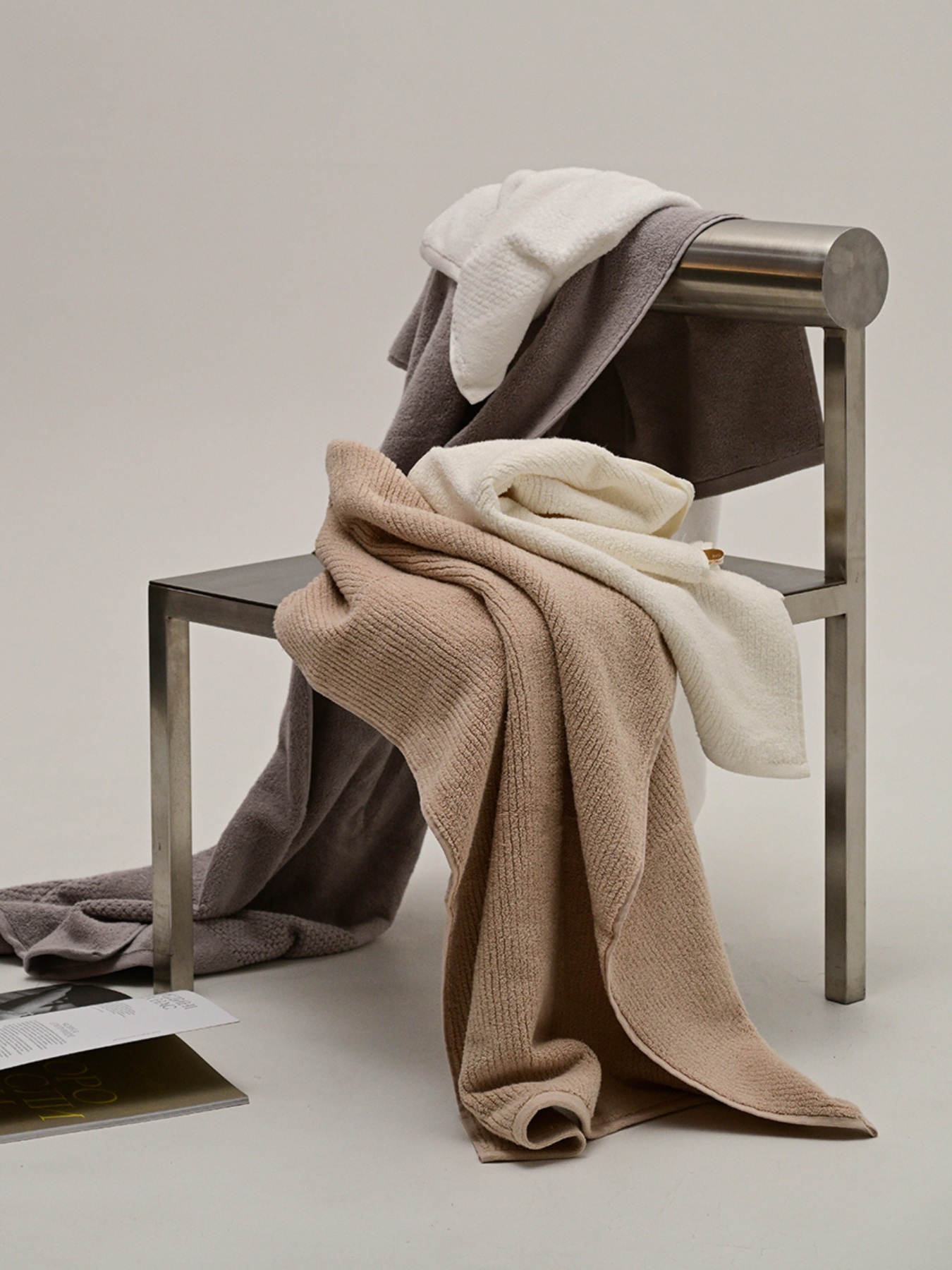 Рушник з натуральної бавовни "Хвиля" бежевий MBM HOME модель BT-08/09/10 BEIGE Рушник з натуральної бавовни "Хвиля" бежевий MBM HOME модель BT-08/09/10 BEIGE Фото