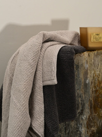 Полотенце из натурального хлопка "Волна" темно-серое MBM MY HOME модель BT-08/09/10 DARK GRAY Фото