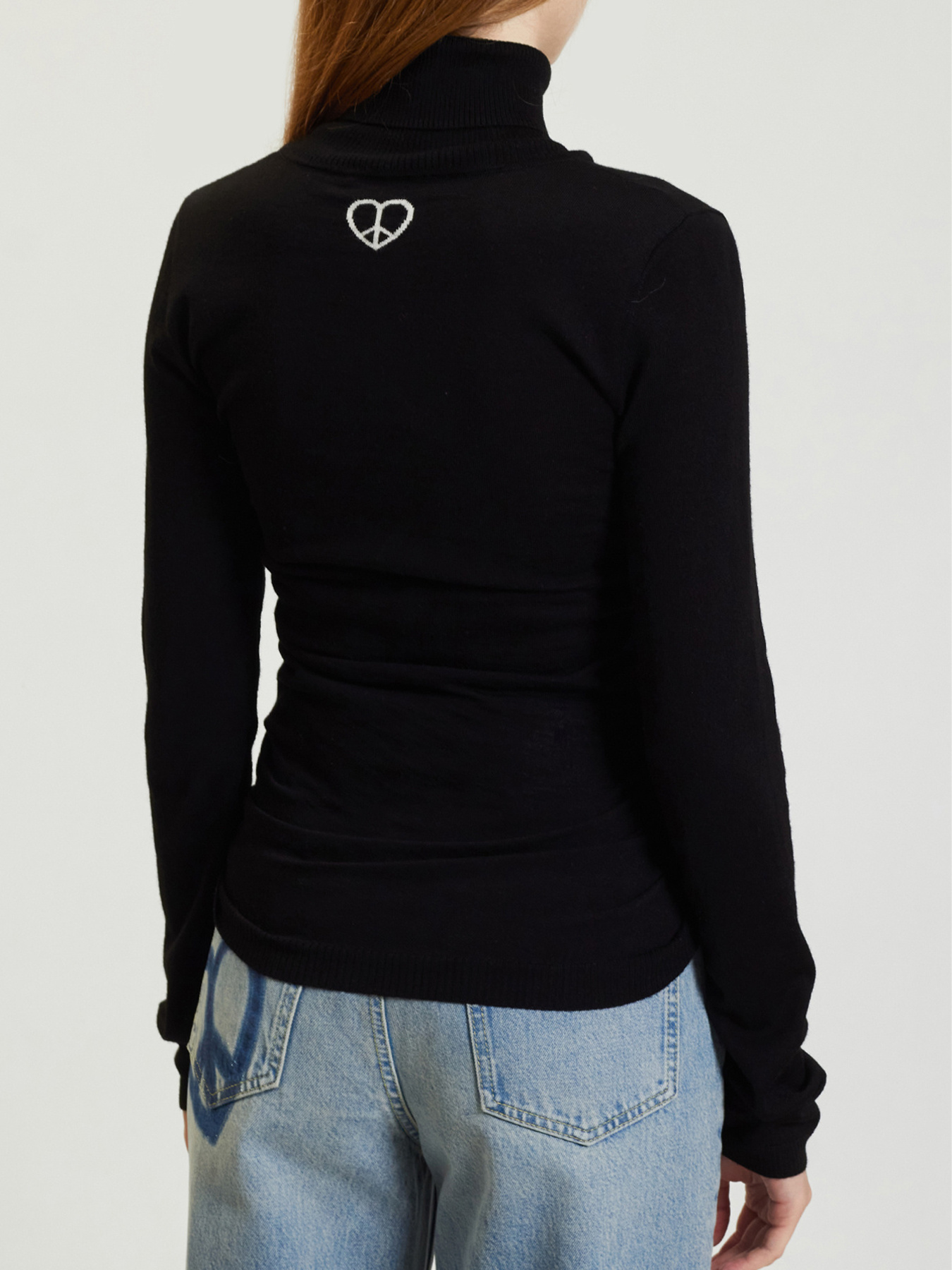 Водолазка Moschino модель 242K2J090287001555 Фото