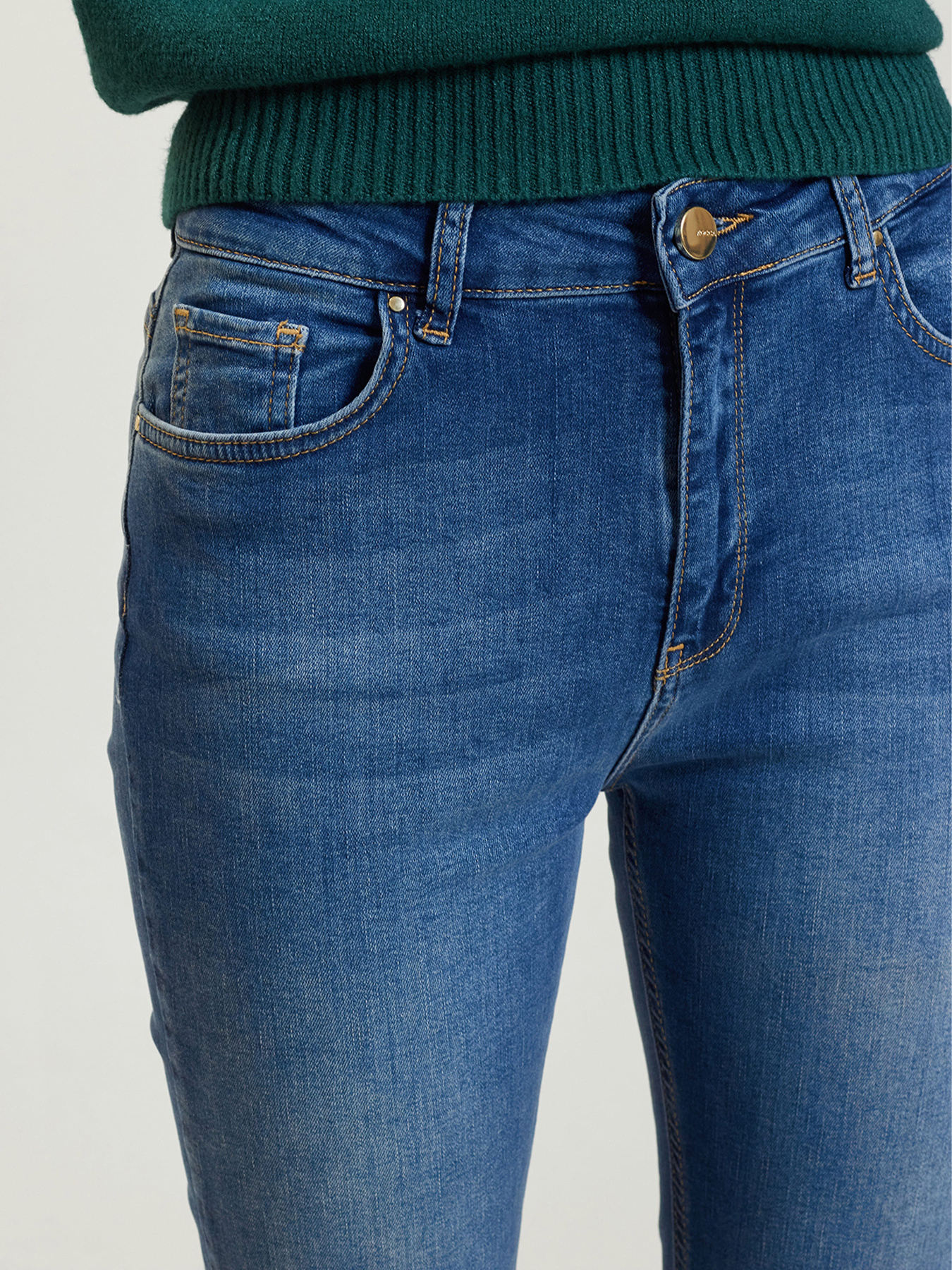 Джинси KOCCA модель A24PPD2907ABUNL440 Фото