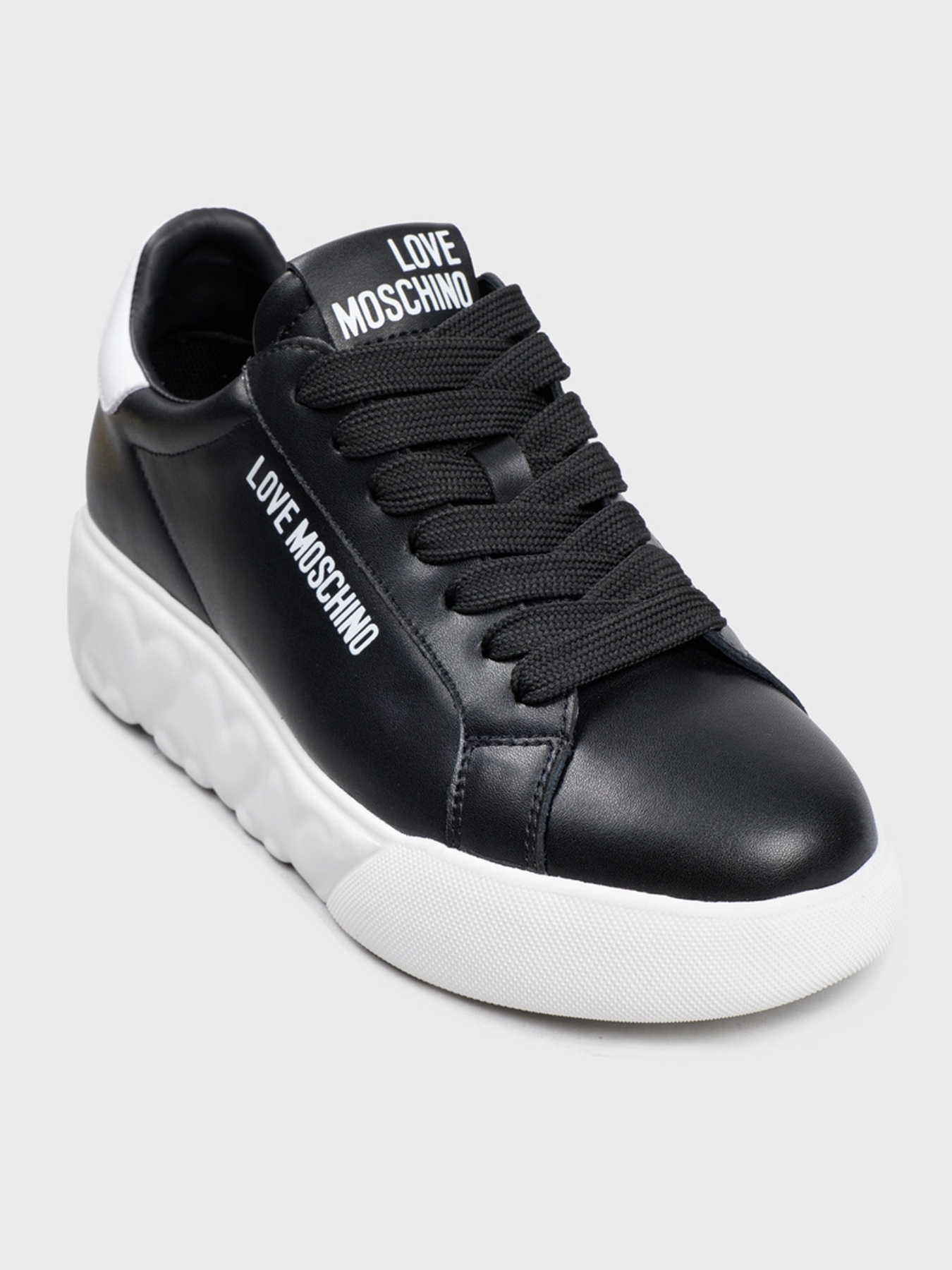 Кеды низкие Moschino модель JA15034G0LIA100A Фото