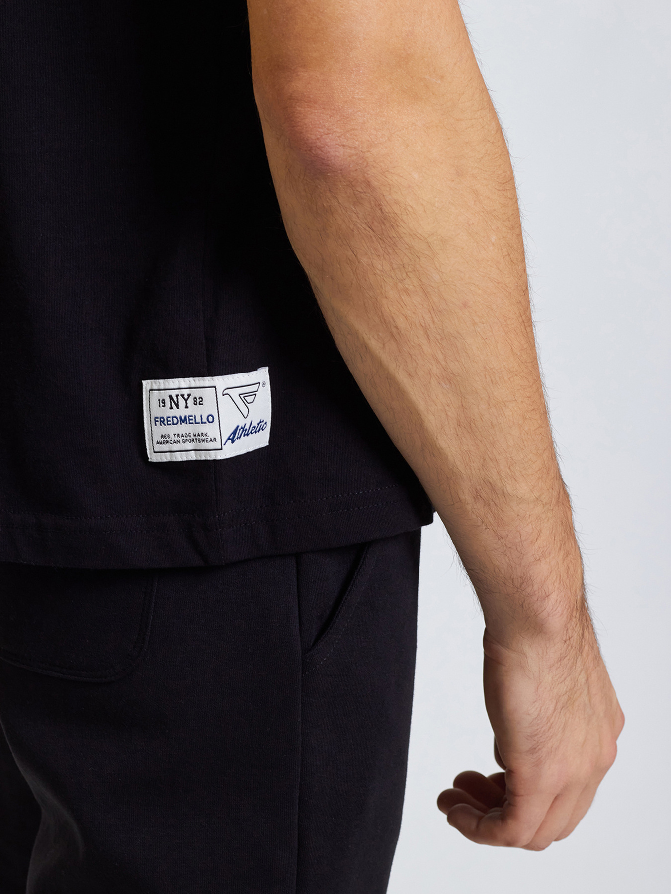 Футболки и поло Fred Mello модель FM24W01TG_BLACK Фото