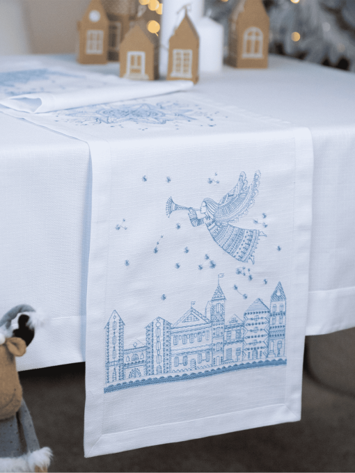 Різдвяна доріжка "Ангел над містом" Едельвіка модель 369-24-09 Фото