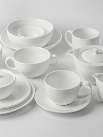 Чашка "Луч" фарфоровая белая MBM MY HOME модель KP-116/118 WHITE Фото