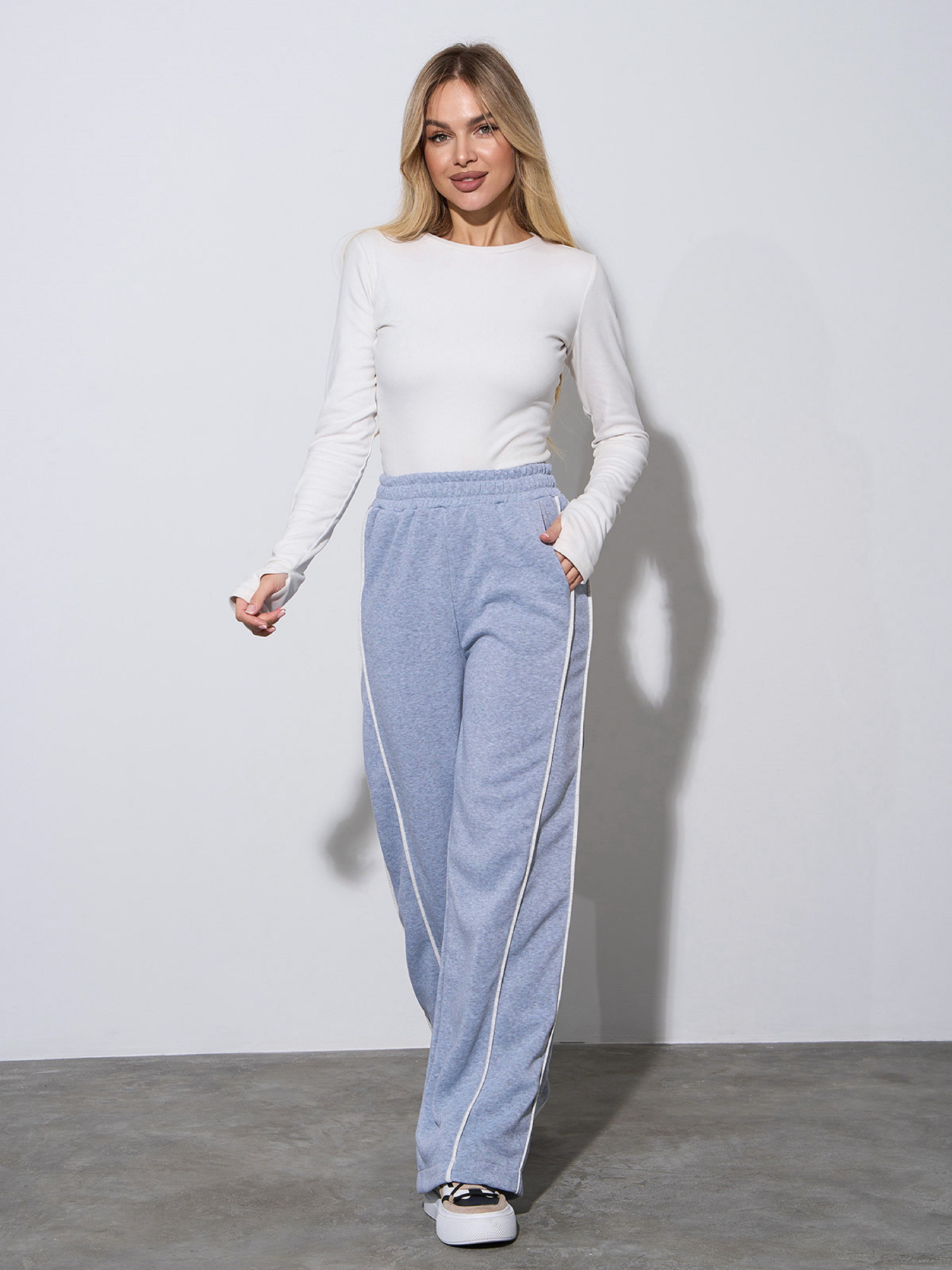 Спортивні штани ISSA Plus модель 14907_светло_серый Фото