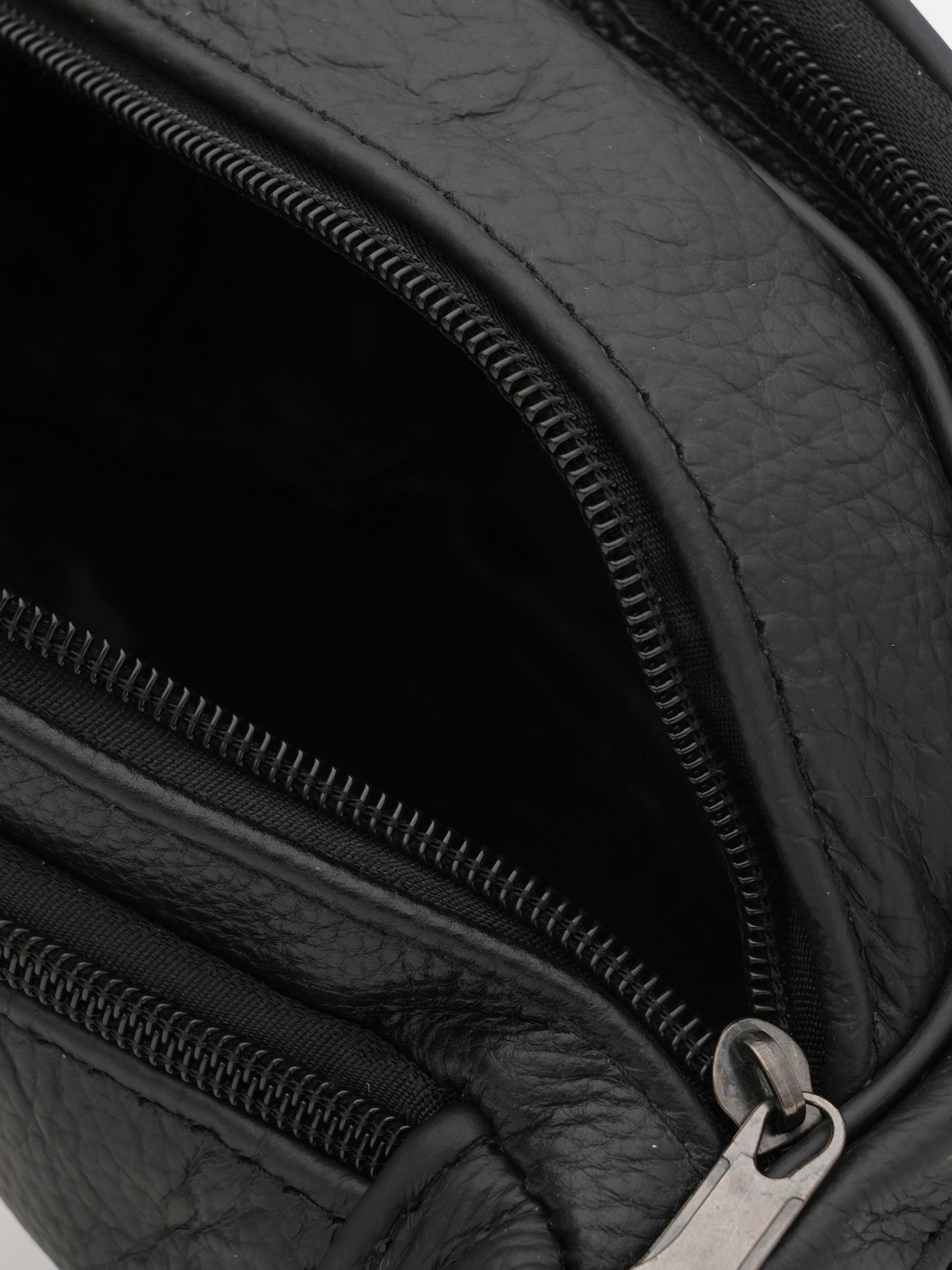 Поясна сумка Borsa Leather модель K1619p-black Фото