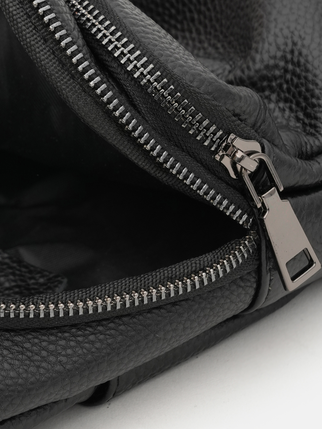 Повсякденний рюкзак Borsa Leather модель K1328c-black Фото