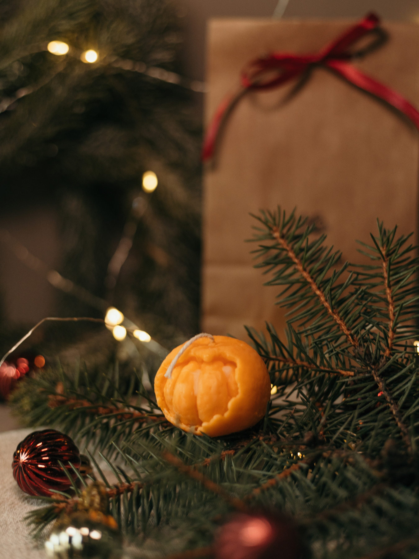 Аромасвічка "Мандарин з бочком", аромат Chiffon, з натурального оливкового воску Candle Design модель 190.2003 Фото