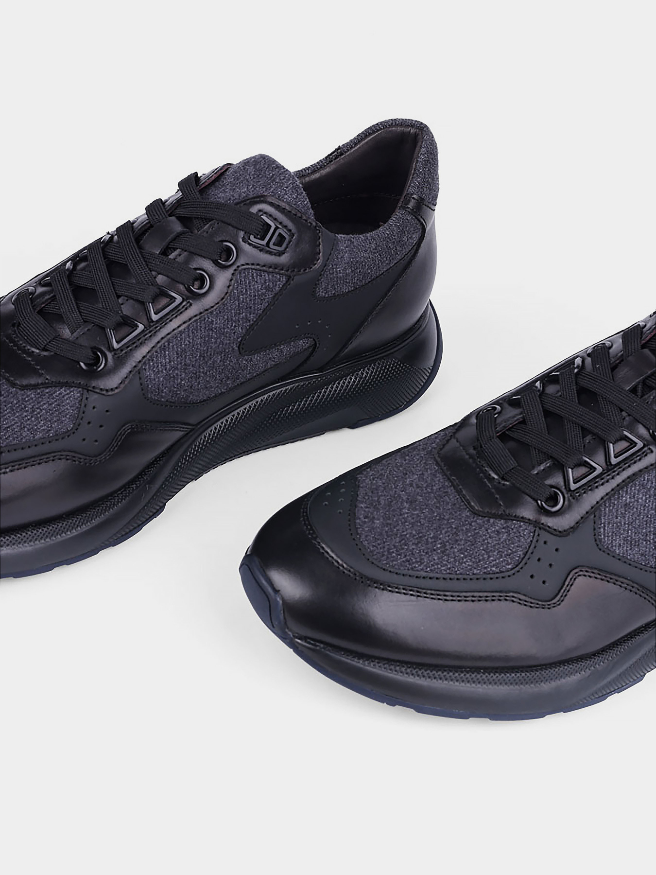 Кросівки MIRATON модель D2436-91-58 Фото