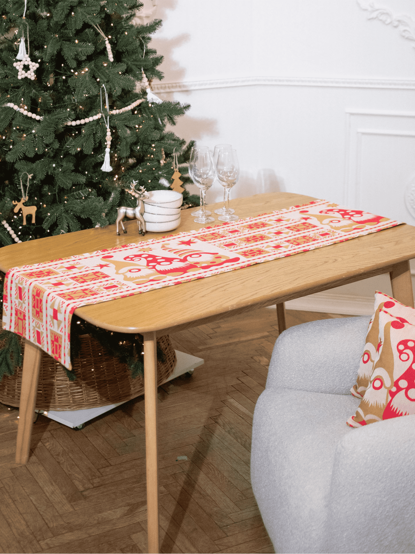 Новорічна доріжка "Гноми" Едельвіка модель 334-24-00 Фото