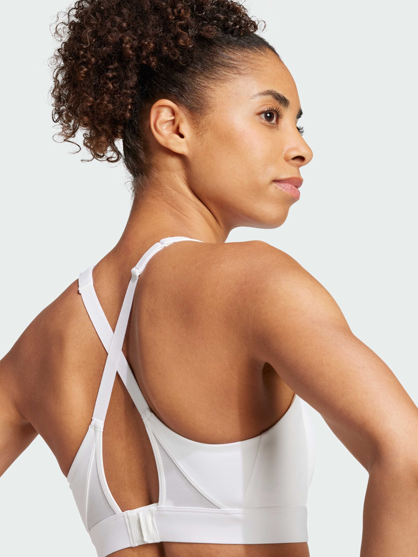 Топ спортивный Adidas модель JI5982 Фото