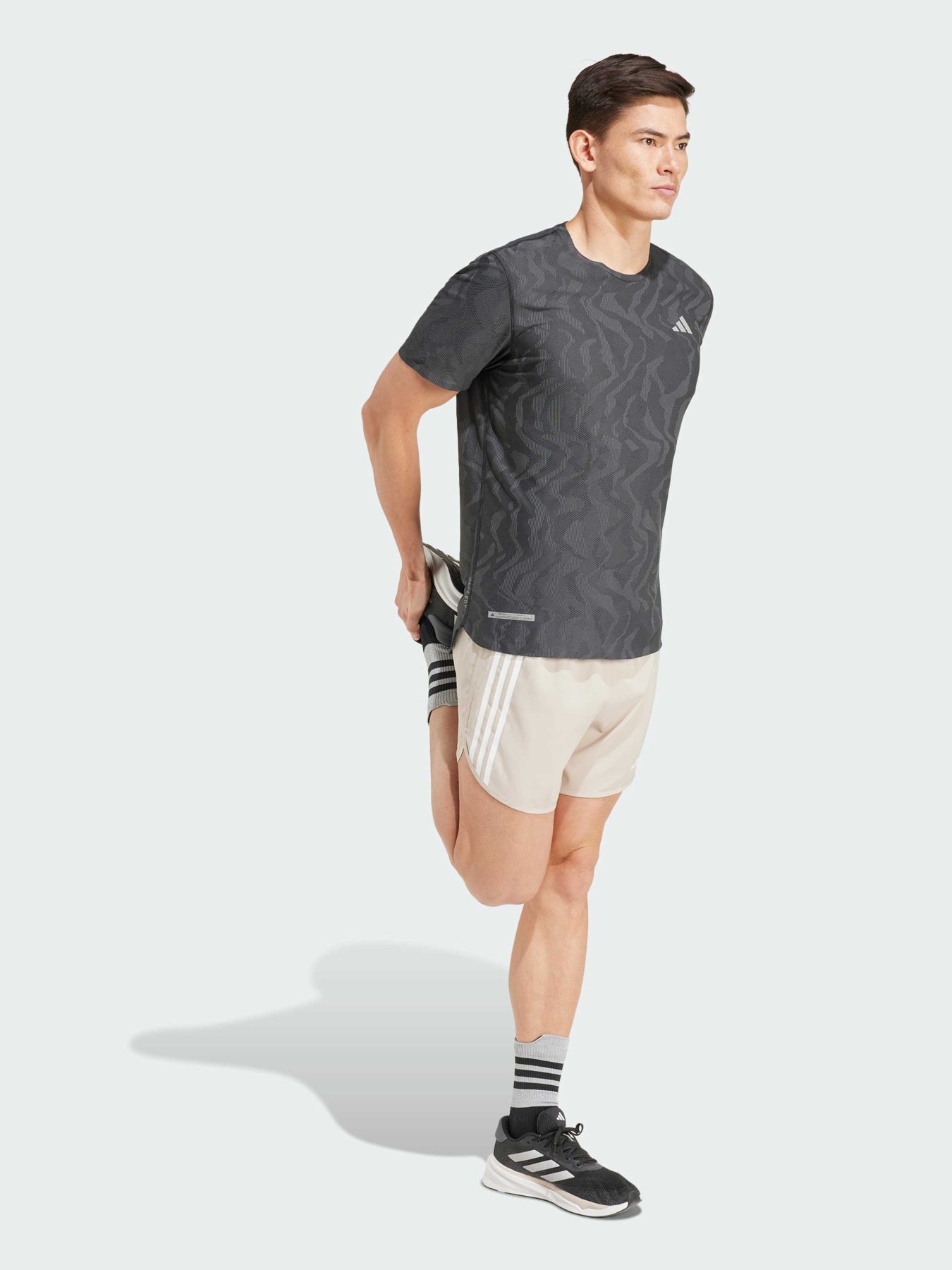 Спортивная футболка Adidas модель IT3507 Фото