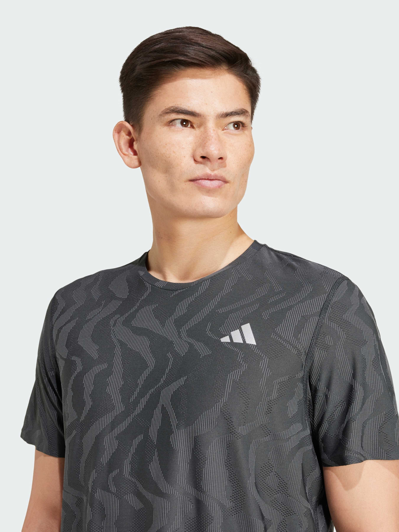 Спортивная футболка Adidas модель IT3507 Фото