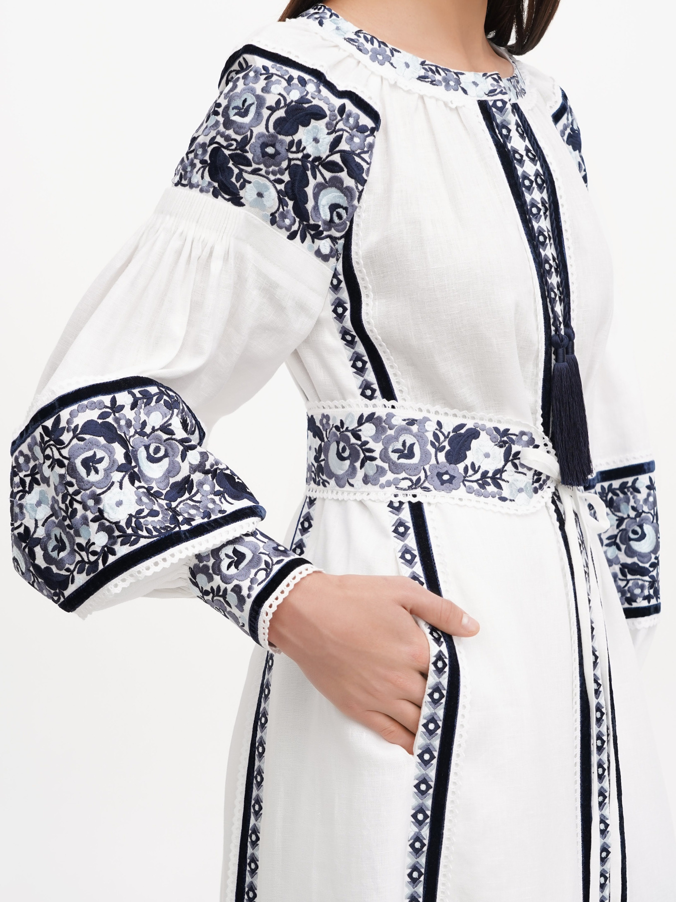 Вышитое платье Golden Trinity модель BARD01 Фото