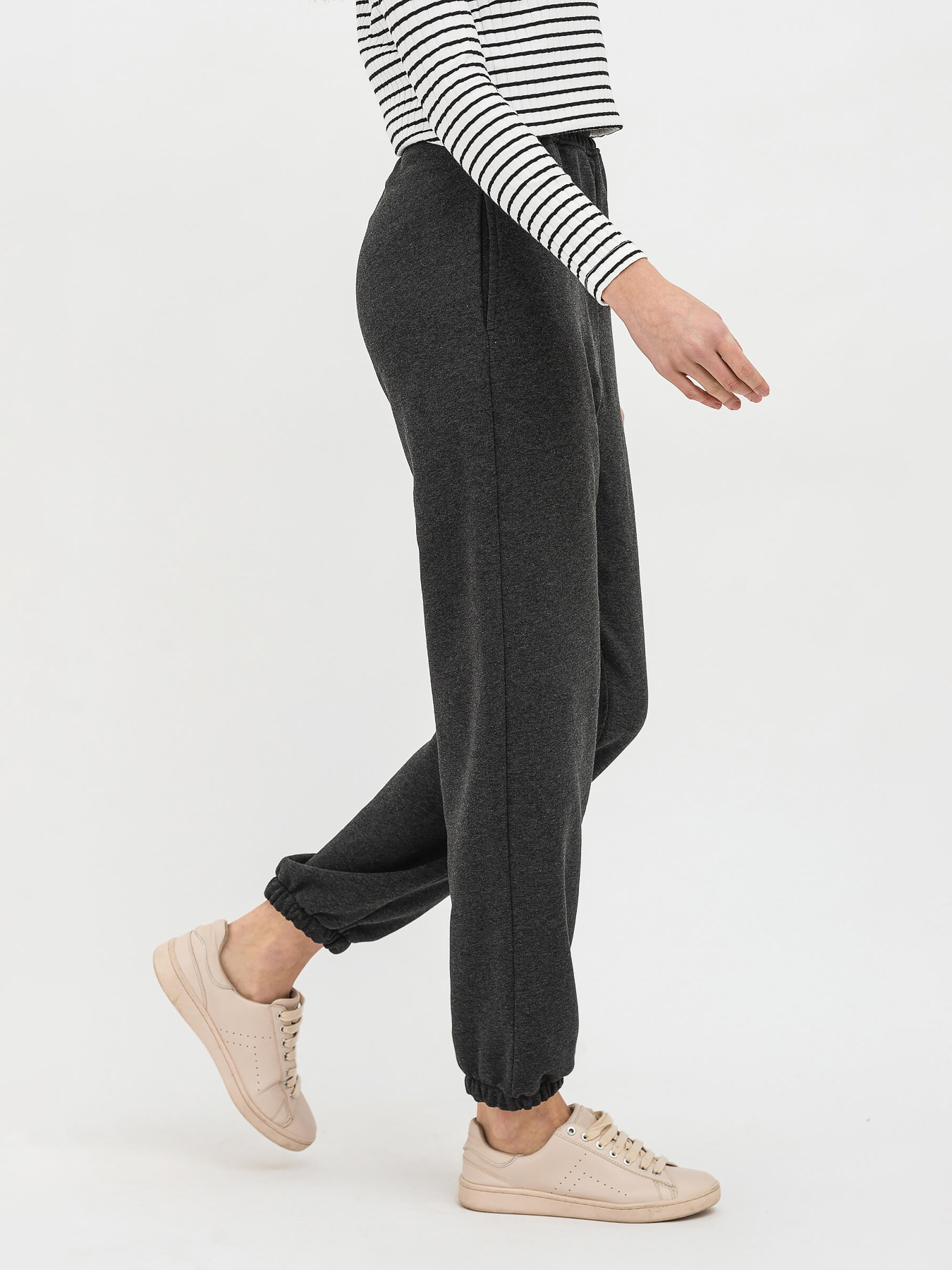 Штани Lesia модель GreyDark2120014WPNTLS Штани Lesia модель GreyDark2120014WPNTLS Фото