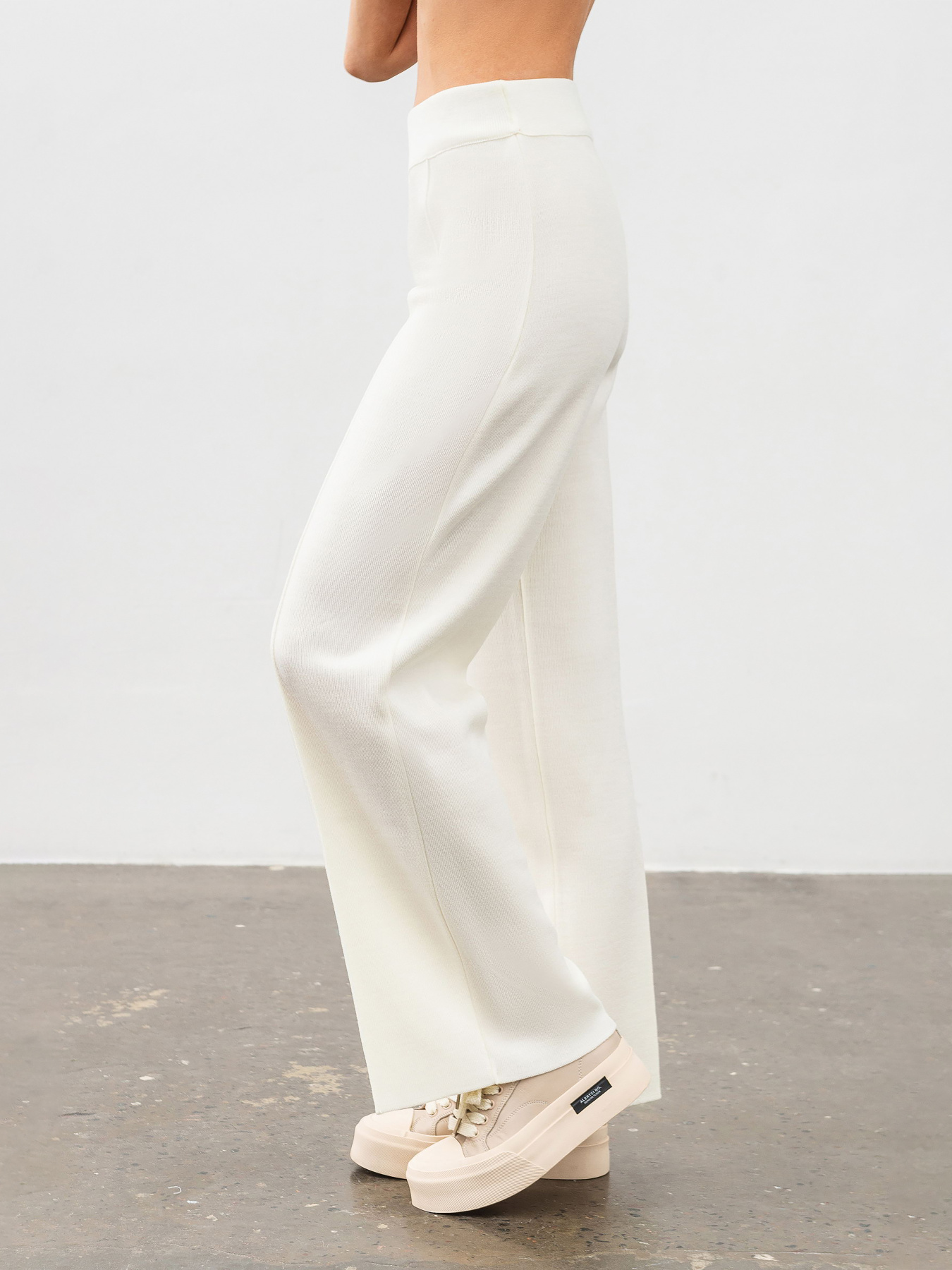 Брюки Lesia модель 24218100MilkWPNTLS Фото