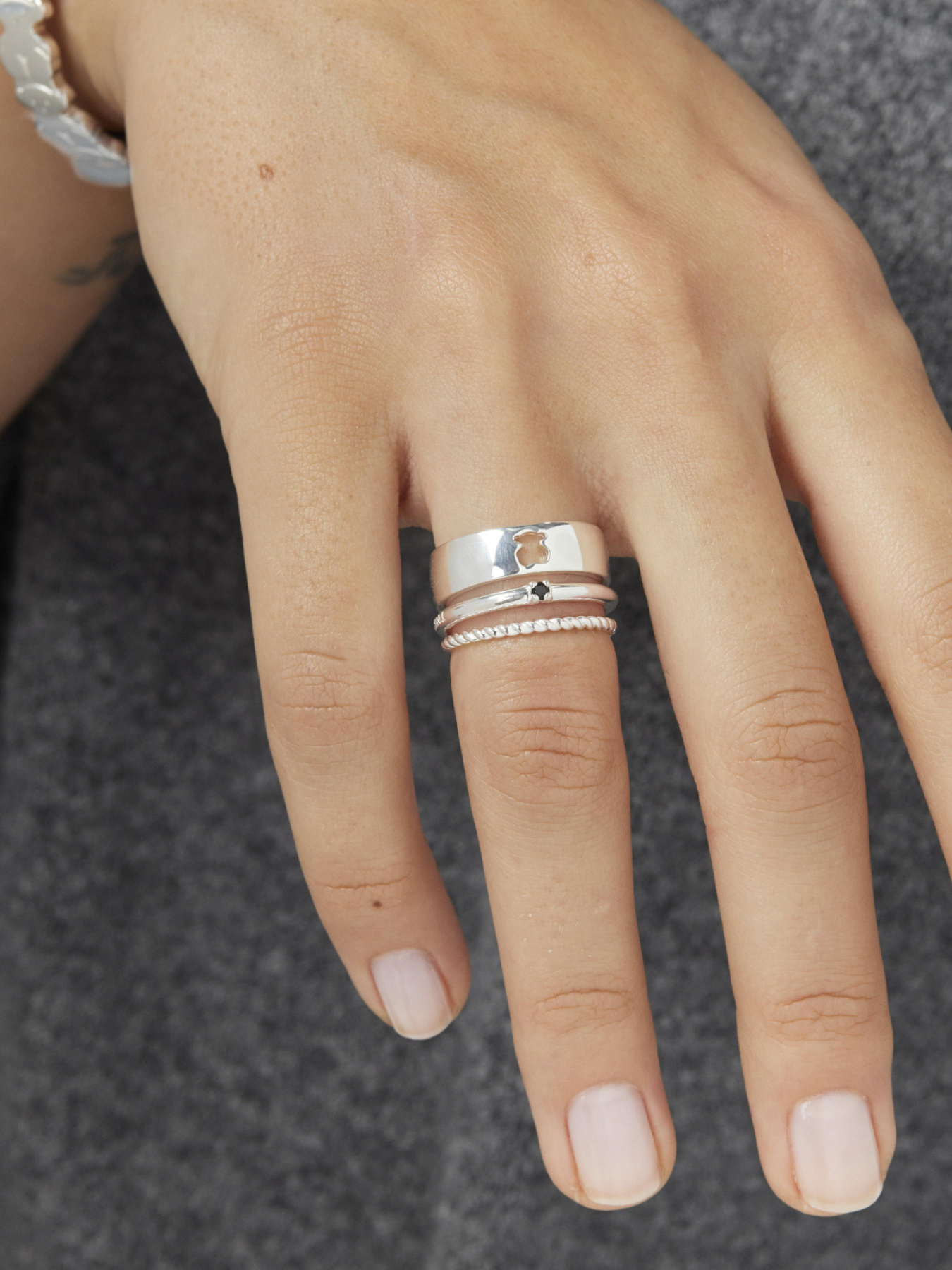 Каблучки TOUS модель 31816550 Фото