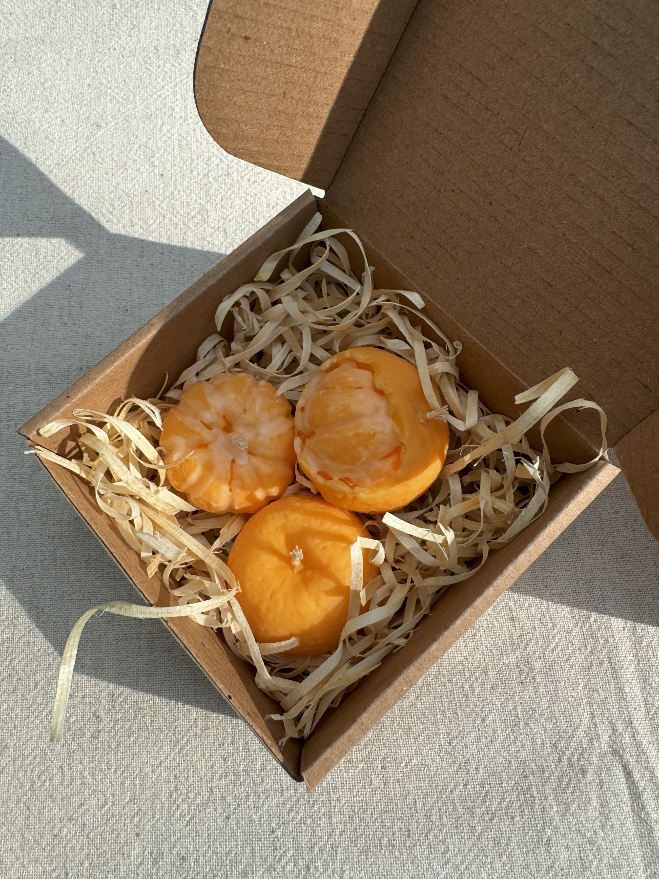 Набор ароматических свечей "Мандаринки", аромат Chiffon, из натурального оливкового воска Candle Design модель 200.0033 Фото