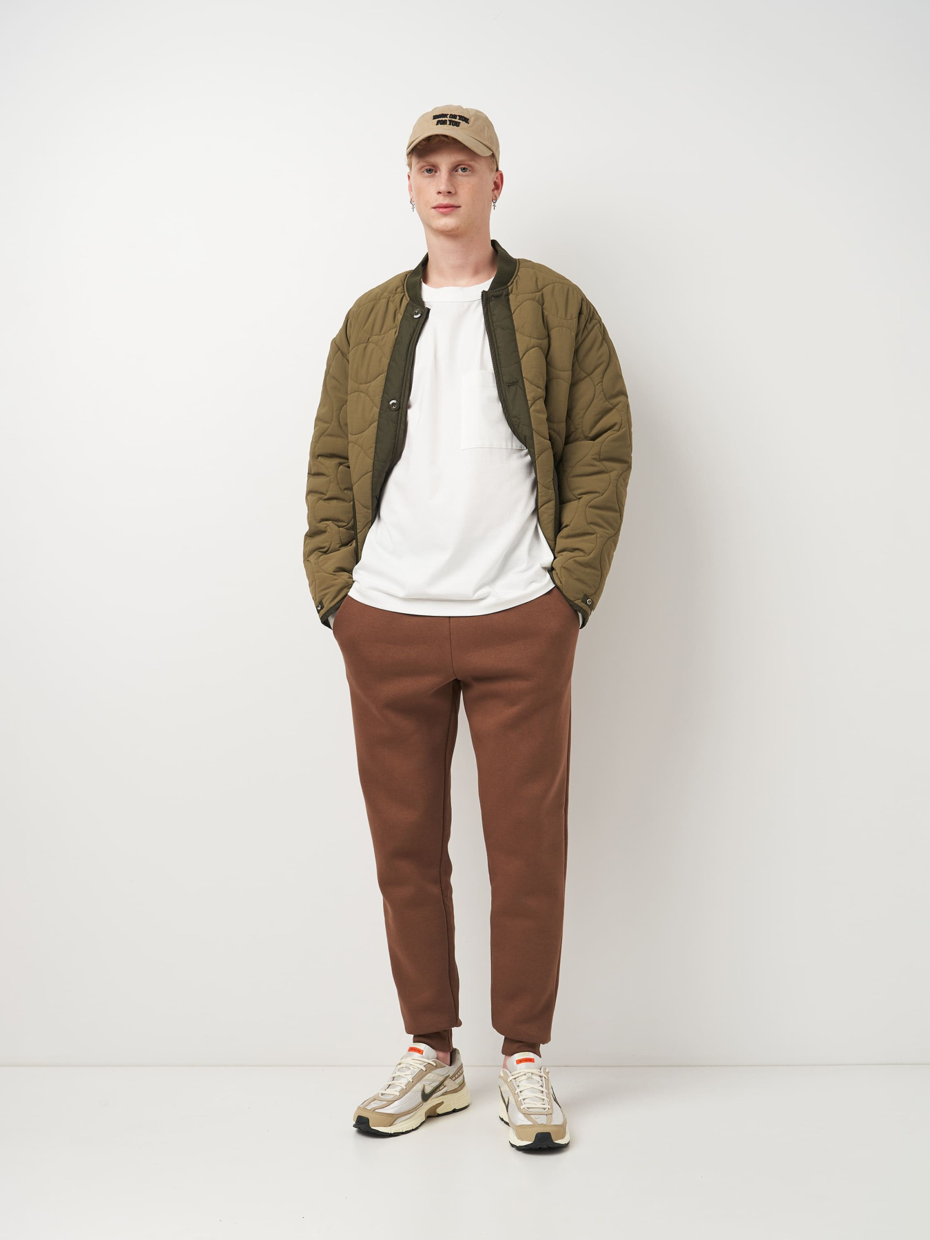 Лонгслів Роза модель 231017_white Лонгслів Роза модель 231017_white Фото