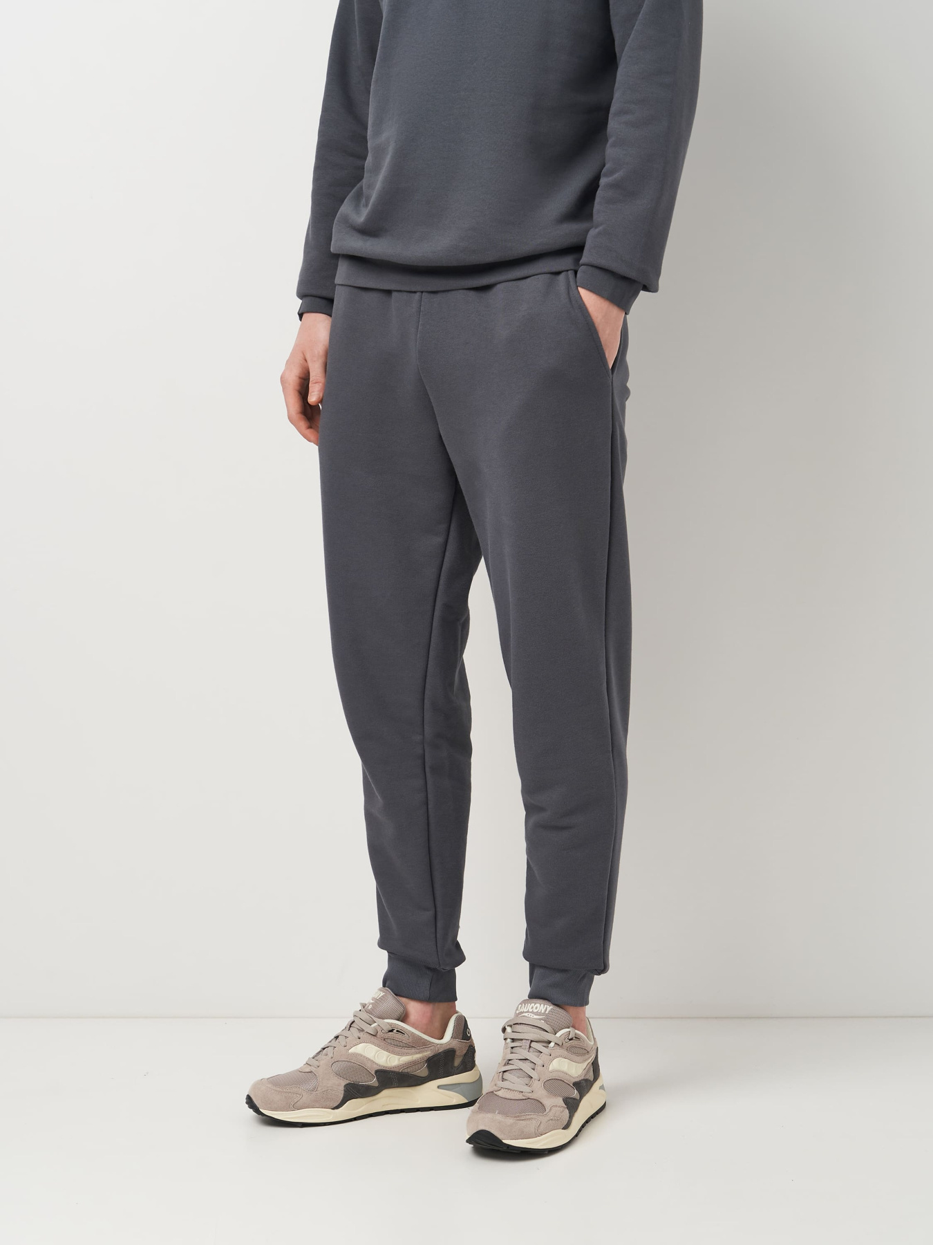 Джоггеры Роза модель 230432_grey Джоггеры Роза модель 230432_grey Фото