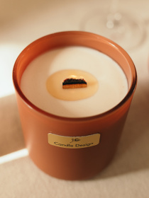 Ароматическая свеча "Гранатовое вино", Аромат: Pomegranate Bitters (Гранатовое вино) Candle Design модель 210.0003 Фото