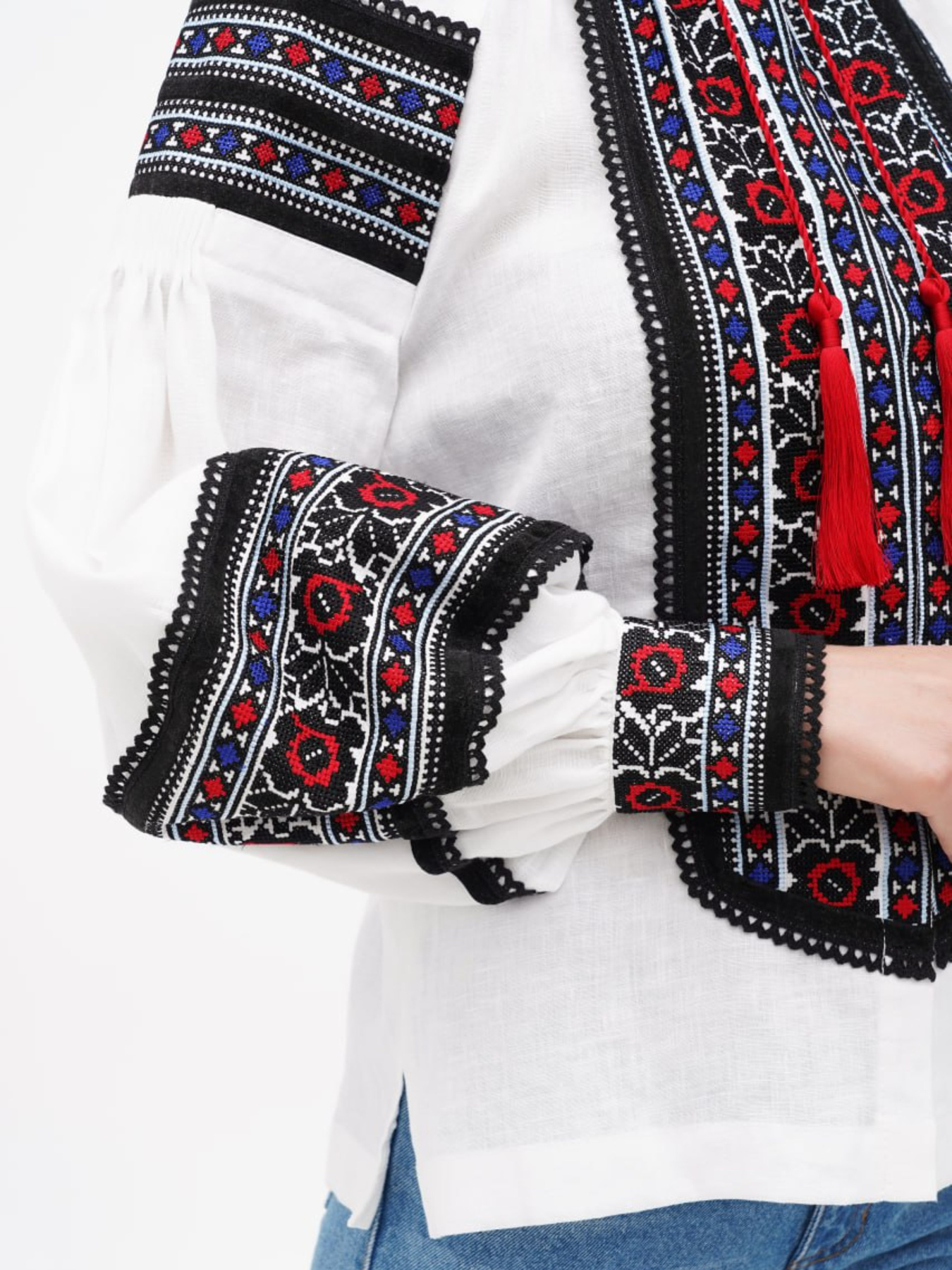 Вышитая рубашка Golden Trinity модель TRA04 Фото